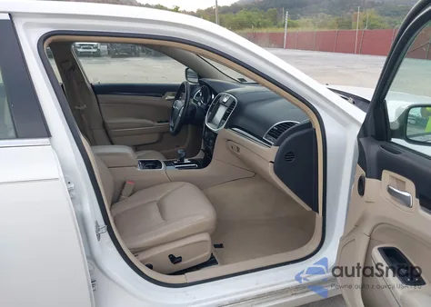 2013 Chrysler 300 Motown из США, поврежденный, VIN 2C3CCAAG1DH630475